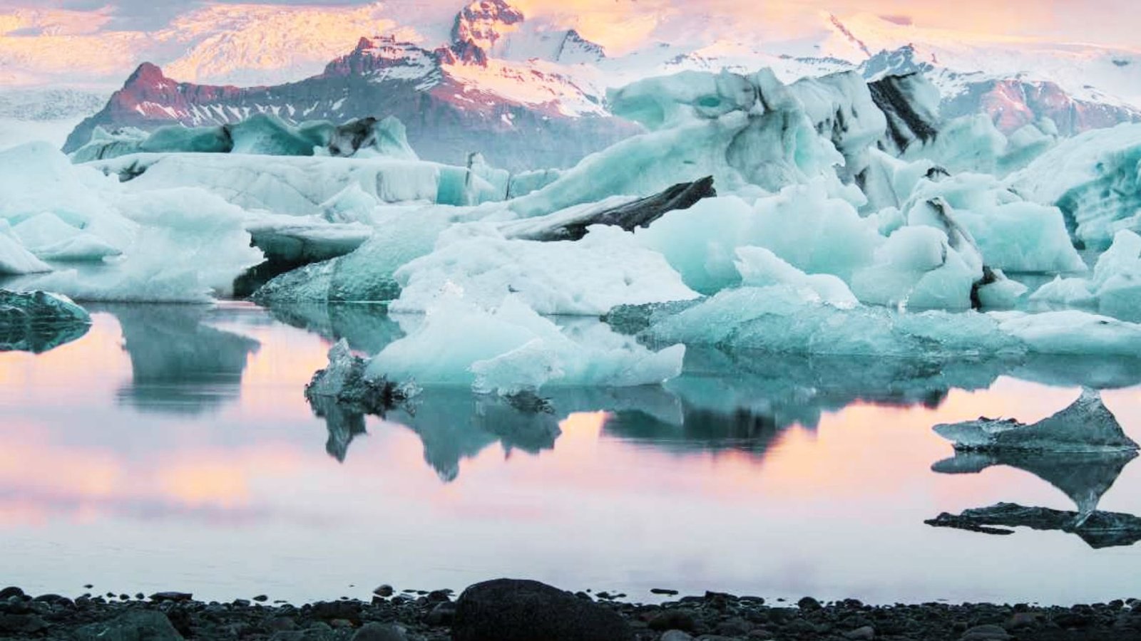 Jokulsarlon and Eastern Highlights